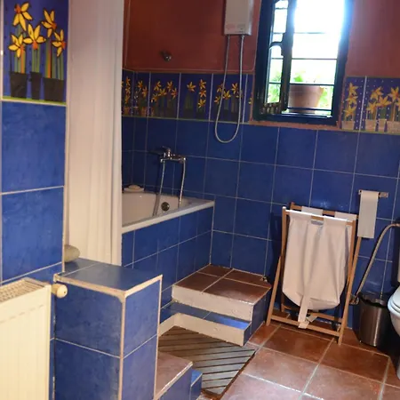 Feriehus Vigla 4 Adults 2 Kids *